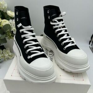 Alexander McQueen Monochrome High-Top Boots